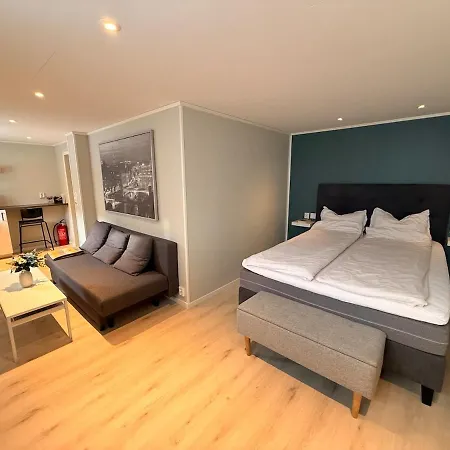 Cozy Basement In Оркангер