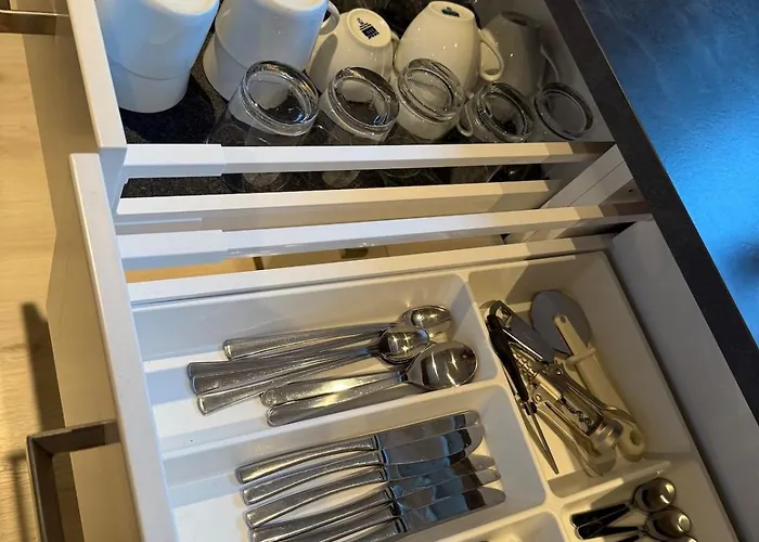 Pensionat Cozy Basement In 3*